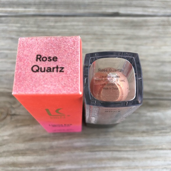 LUCKY CHICK Liquid Eyeshadow in Rose Quartz - Picture 6 of 8